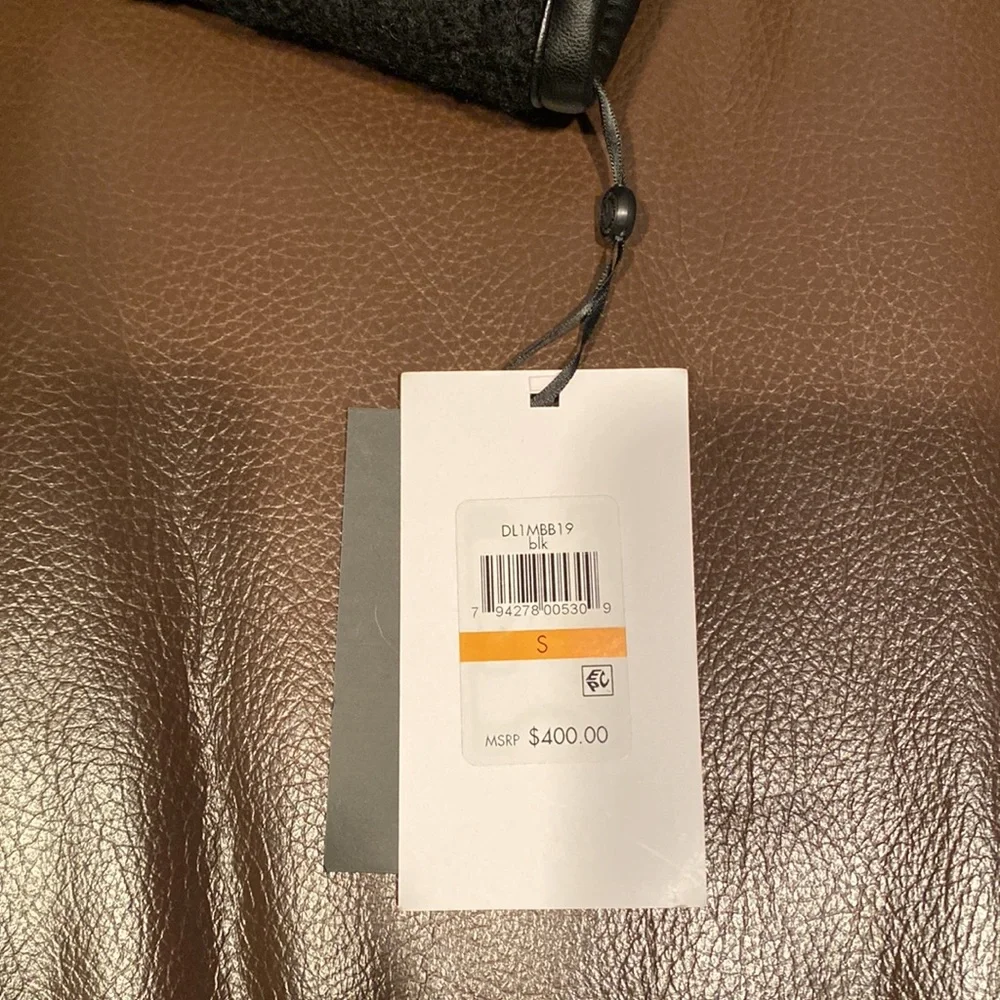 DKNY wool coat w faux trim and removable fur collar and 2 zip pockets . NWT - Picture 3 of 3